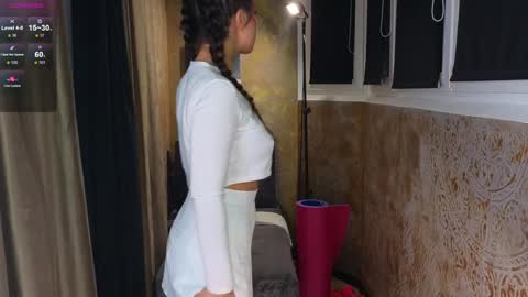 Jenny online show from December 2, 4:07 pm