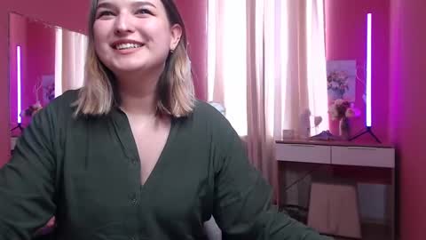 jenny_smitx online show from February 24, 8:36 am