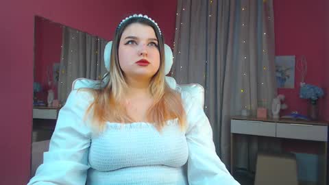 jenny_smitx online show from February 12, 11:18 am