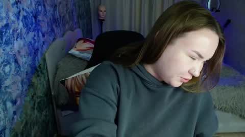 Jenny online show from November 7, 8:53 am