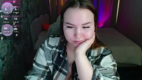 Snapshot of jennyattal chatting on December 19, 8:34 am Jenny online show from December 19, 8:34 am