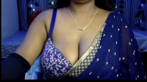 Snapshot of jennysinghaniya chatting on January 31, 5:21 pm jenny online show from January 31, 5:21 pm