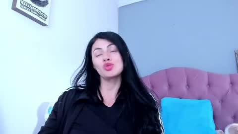 Jenny online show from July 11, 5:35 pm