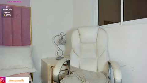 Jenny Wells online show from December 8, 6:01 am