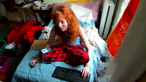 Snapshot of jenovakitty chatting on October 20, 3:59 pm Jenn - come to my onlyfans online show from October 20, 3:59 pm