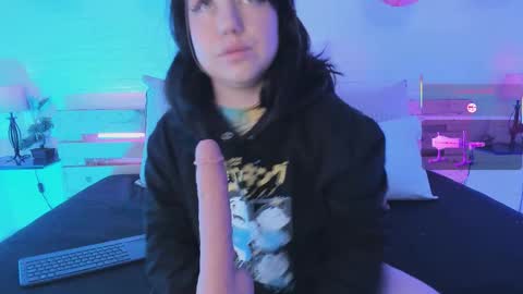 Angela online show from October 22, 11:37 am