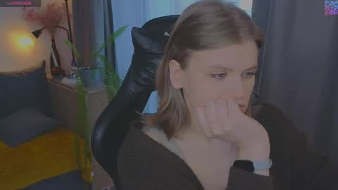  JessieVibes online show from April 24, 3:04 pm