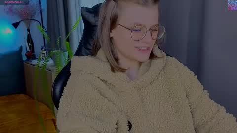  JessieVibes online show from April 21, 2:35 pm