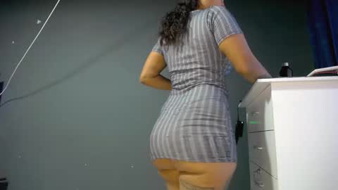 Snapshot of jessi_4 chatting on September 19, 10:53 pm Yessik Rodriguez online show from September 19, 10:53 pm