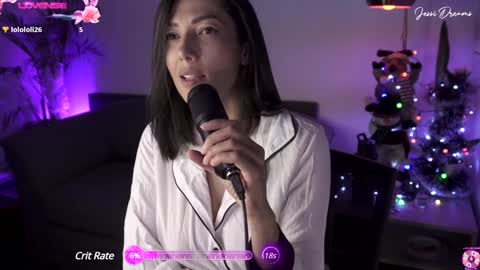 Snapshot of jessi_dreams chatting on December 10, 6:01 am Jessica Gomez online show from December 10, 6:01 am