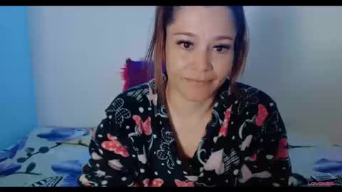 Snapshot of jessi_robertss chatting on September 19, 10:09 pm jessica online show from September 19, 10:09 pm