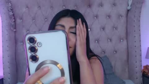 Snapshot of jessica_carter_ chatting on October 31, 4:47 am Jessica  online show from October 31, 4:47 am