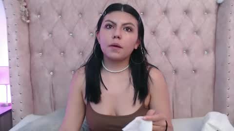 Snapshot of jessica_carter_ chatting on September 13, 4:26 pm Jessica  online show from September 13, 4:26 pm