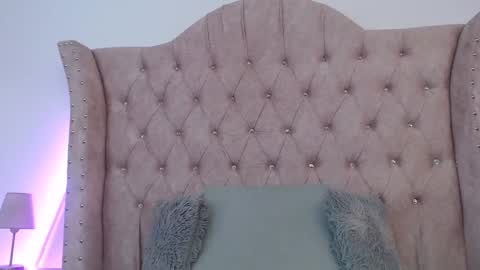 Snapshot of jessica_carter_ chatting on January 4, 3:07 pm Jessica  online show from January 4, 3:07 pm