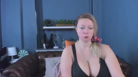 Jessica online show from October 13, 11:24 am