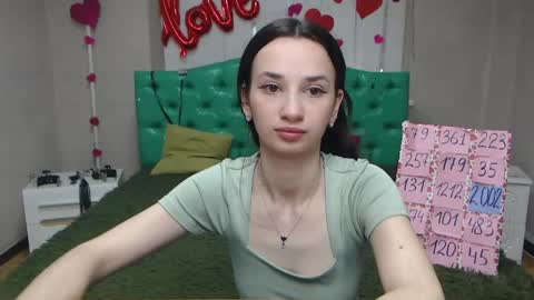 JessicaBreez online show from May 27, 5:26 am