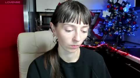 jessicaforris online show from December 5, 7:38 am