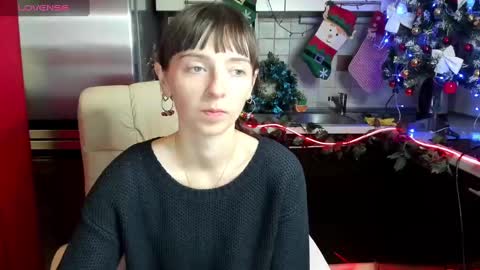 jessicaforris online show from December 19, 7:40 am