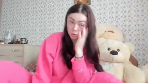 jessicagoold online show from December 20, 9:11 am
