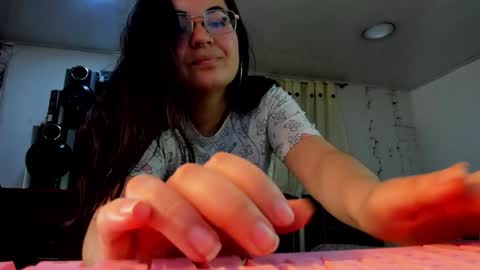 jessica jons online show from January 21, 9:25 pm