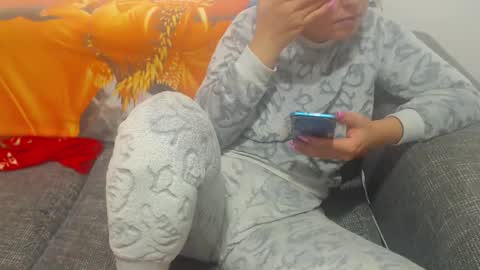 Snapshot of jessiestar3 chatting on February 22, 11:21 pm jessiestar3 online show from February 22, 11:21 pm