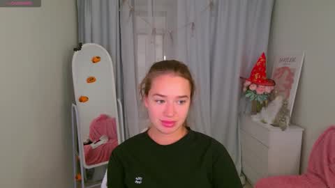 Jessi online show from October 24, 2:02 pm