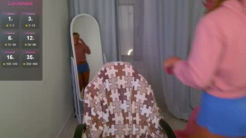 Jessi online show from October 10, 2:11 pm