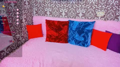 Aurora online show from October 14, 5:43 am