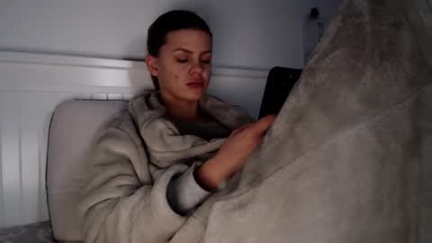 jessieryan online show from January 15, 5:50 am