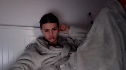 jessieryan online show from January 12, 6:06 am