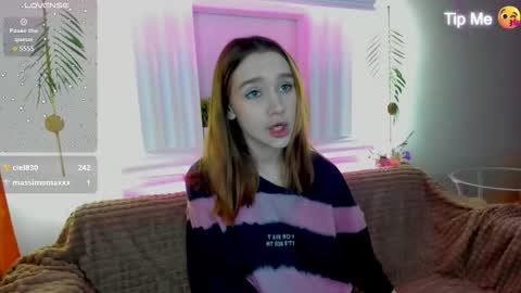 Jessie online show from March 6, 10:10 am