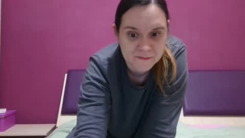 Snapshot of jessika97 chatting on February 21, 6:51 am jessika97 online show from February 21, 6:51 am