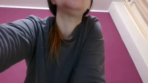 Snapshot of jessika97 chatting on February 20, 7:23 am jessika97 online show from February 20, 7:23 am