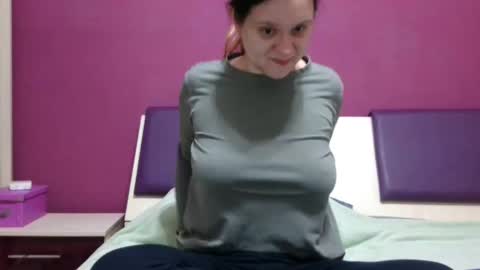 Snapshot of jessika97 chatting on February 10, 6:42 am jessika97 online show from February 10, 6:42 am