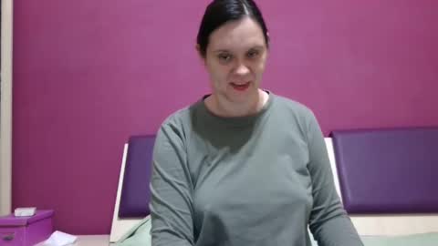 Snapshot of jessika97 chatting on December 6, 6:48 am jessika97 online show from December 6, 6:48 am