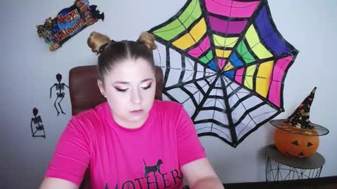 Jess online show from October 28, 7:36 am