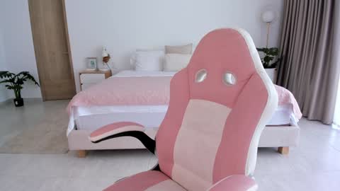    online show from January 23, 4:27 pm