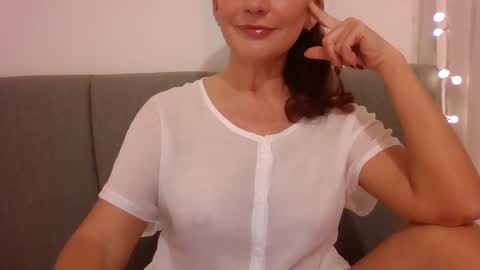 Snapshot of jessikkaasexy09 chatting on December 8, 7:43 pm Jessika online show from December 8, 7:43 pm