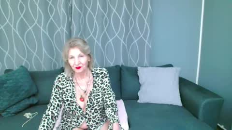 Snapshot of jessy_curt chatting on March 7, 8:00 pm jessy curt online show from March 7, 8:00 pm