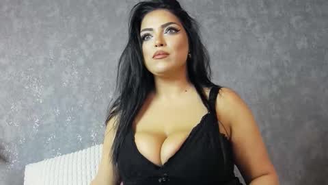 Snapshot of jessycanoir chatting on October 29, 7:23 am JessycaNoir online show from October 29, 7:23 am