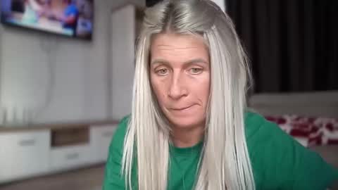 Jessye online show from October 27, 12:01 pm