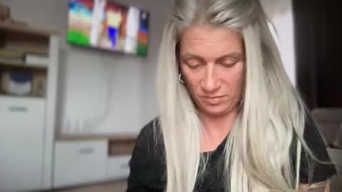 Jessye online show from November 3, 1:59 pm