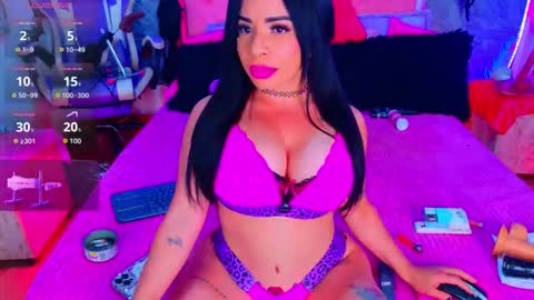 Snapshot of jessyferrary chatting on October 27, 5:08 pm jessyferrary online show from October 27, 5:08 pm