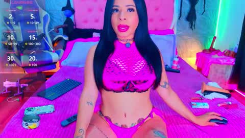 Snapshot of jessyferrary chatting on November 1, 5:06 pm jessyferrary online show from November 1, 5:06 pm