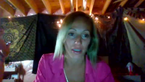 Gia Luxxe online show from September 20, 7:06 am