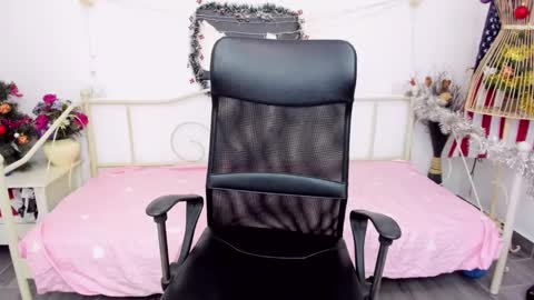 Jessy online show from December 19, 7:29 pm