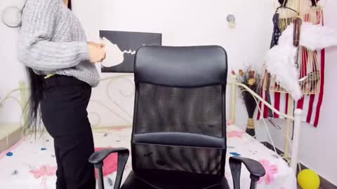 Jessy online show from February 2, 4:54 pm