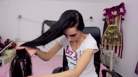 Jessy online show from December 18, 6:46 pm