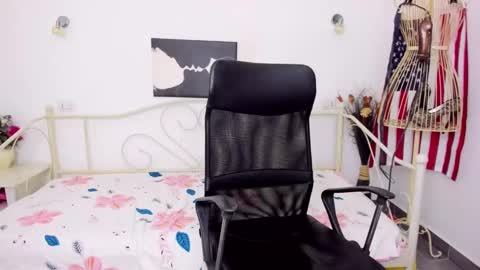 Jessy online show from January 28, 8:04 pm
