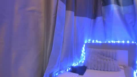 Snapshot of jessystarrr chatting on October 21, 3:27 pm Jessy online show from October 21, 3:27 pm